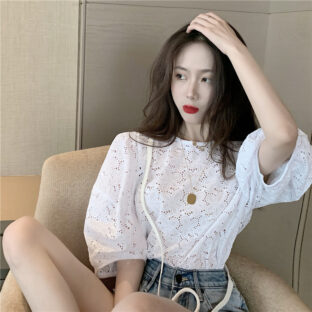 おはな刺繍バブルブラウス