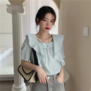 ビッグフリルブラウス