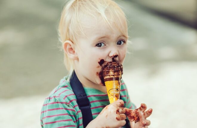 食べこぼし　シミ