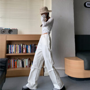 エッジステッチホワイトパンツ