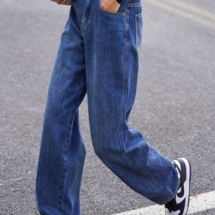 ダークブルージーンズパンツ