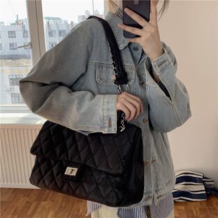 レトロチェーンバッグ
