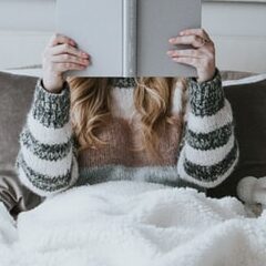 おうちのあったかグッズ！リビングと寝室でのおすすめ！足元は？