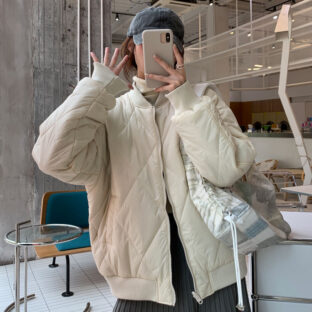 ホワイトショートジャケット