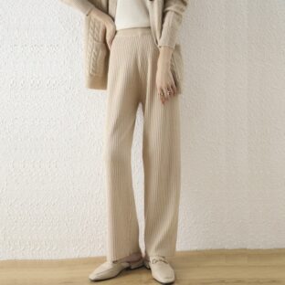 ルーズカジュアルパンツ