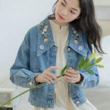 刺繍デニムジャケット