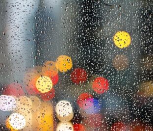 おうちの湿気の原因は?対策とおすすめグッズ!