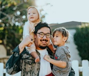 父の日とは？実父の相場と義父の相場はどのくらい？