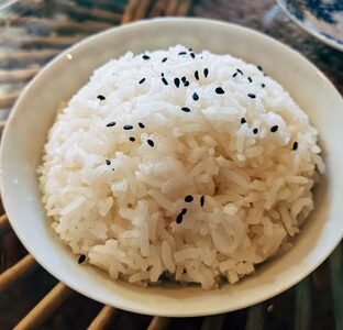 美味しくなるお米の研ぎ方と炊き方!保存方法はどうするべき?