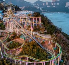 夏のテーマパークを楽しもう！計画はどうする？持ち物と服装は？