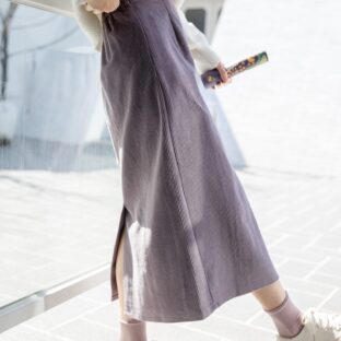 パープルスリットスカート