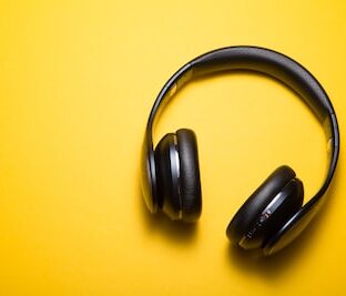 イヤホンの種類と選び方は？注意点もご紹介します！