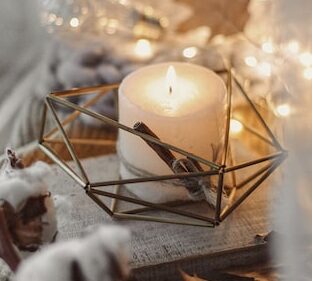 アロマキャンドルの効果と使い方と注意点をご紹介します！