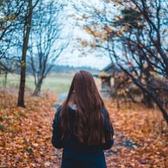 肌寒い時の気温はどれくらい？肌寒い原因とおすすめの服装をご紹介！