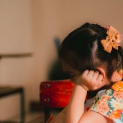 子どもの中耳炎の原因は何？症状は？何科に受診すればいい？