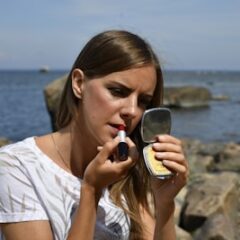 夏のメイク崩れの謎…汗でも崩れにくいメイク直し＆お直しテク